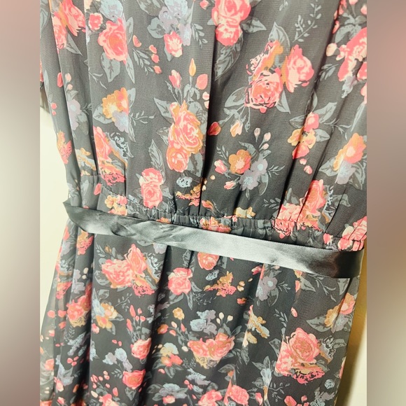 EDC Esprit De Corp 14 Grey with Pink Flowers Gently Used Mini Dress Asymmetrica - Picture 5 of 6